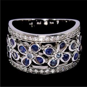 Natural AAA Blue Sapphire Flower Gemstone Ring in 925 Sterling Silver Sz 8
